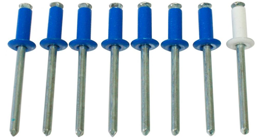 Kit 8 rivetti fissaggio targa